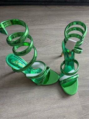 Metallic Green Spiral Strap High Heel Sandals